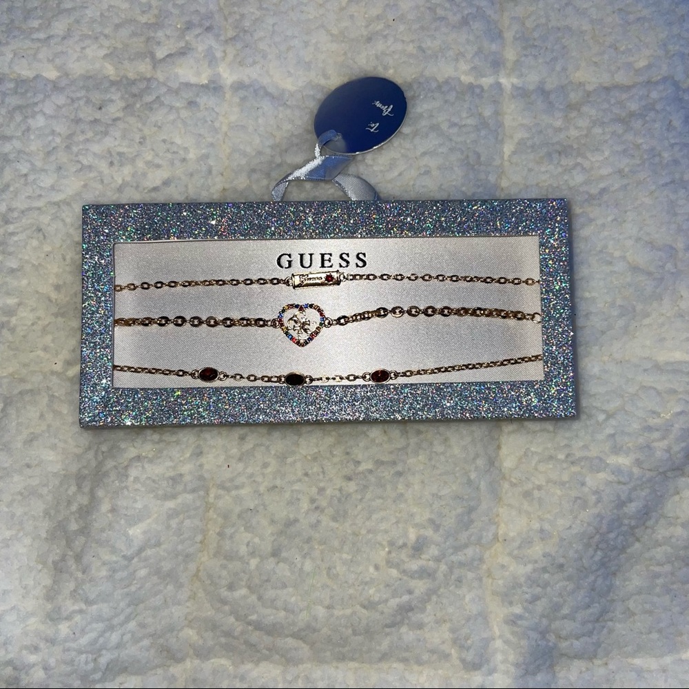 Guess bracelet gift set